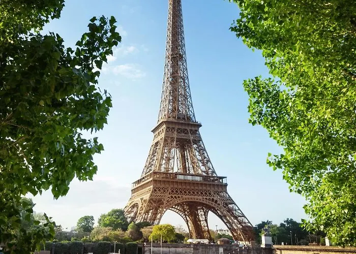 Studio_ Champs-elysees *