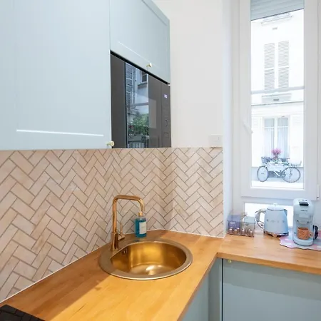 Studio_ Champs-elysees